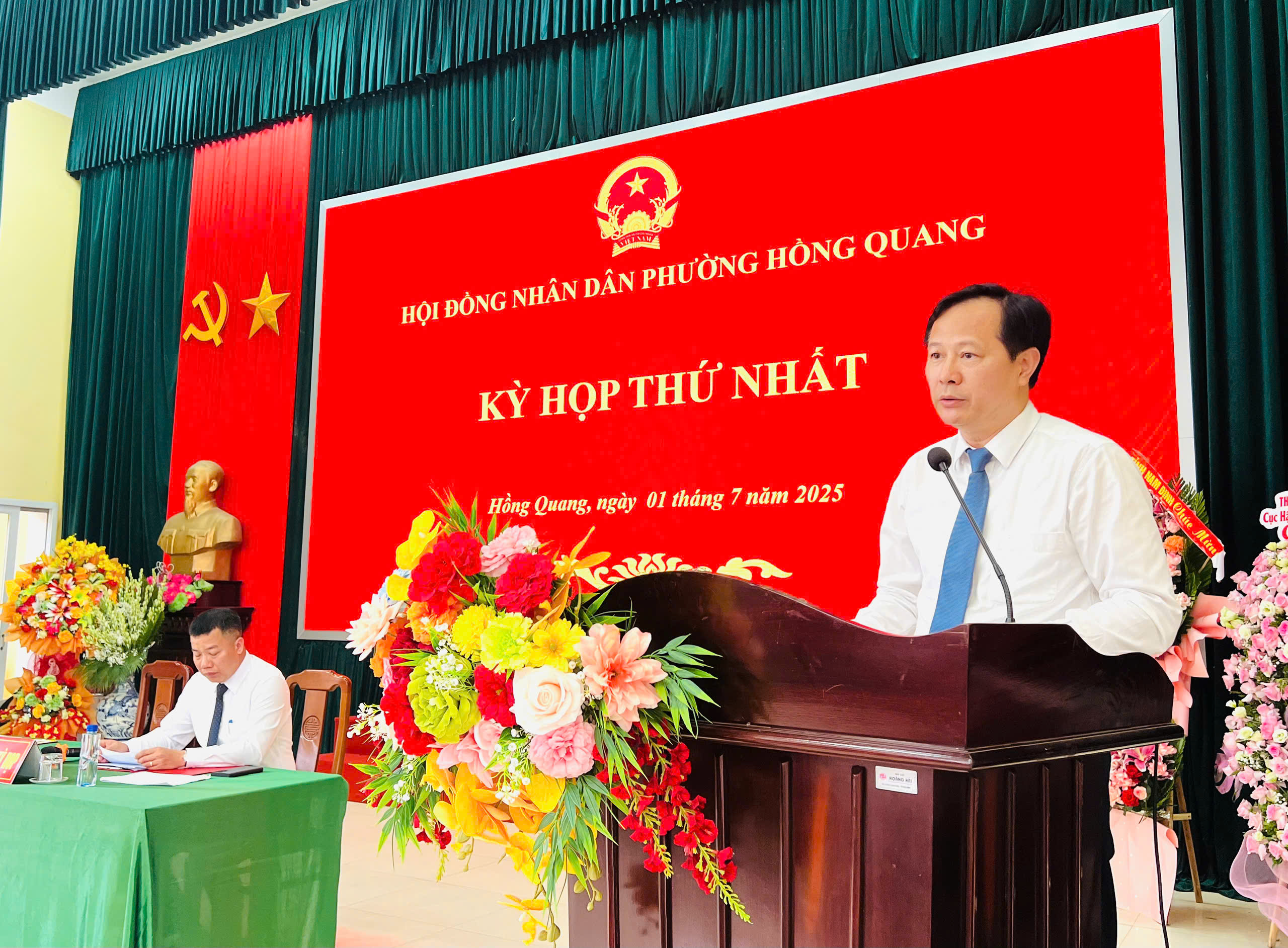 Hội đồng nhân dân phường Hồng Quang tổ chức kỳ họp thứ nhất nhiệm kỳ 2021-2026